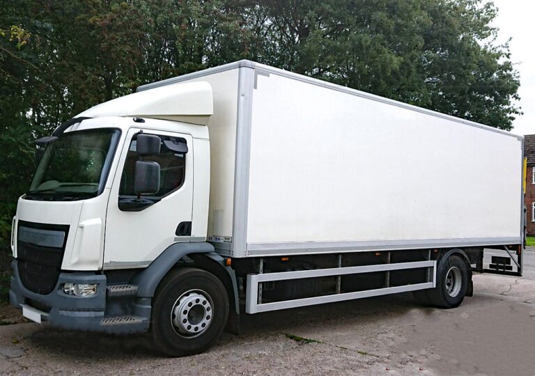 Van Truck vs. Trailer Truck: Understanding the Differences - Van Truck ...