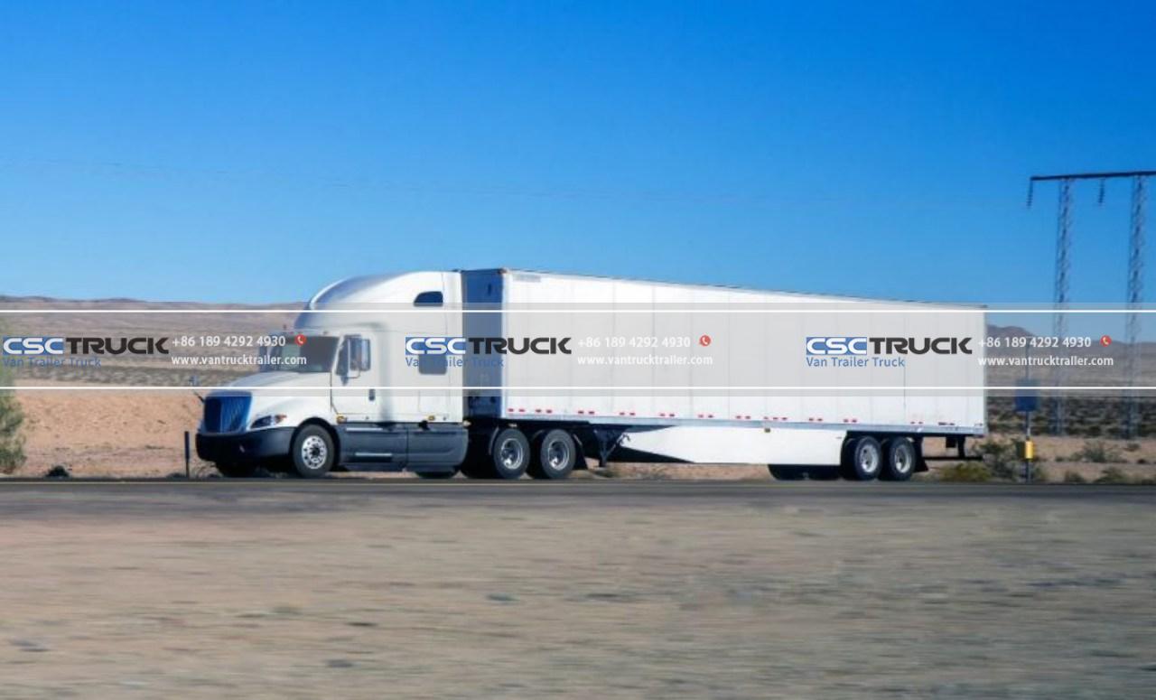 Dry van cargo truck