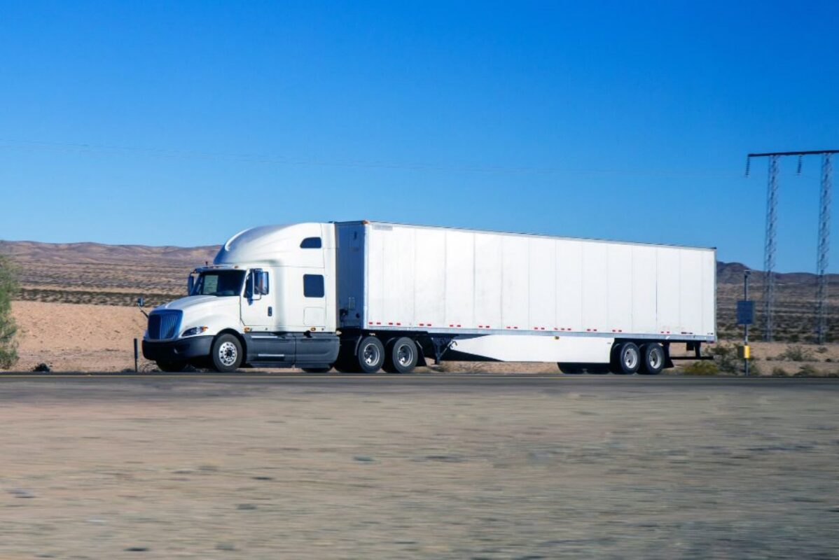 dry van cargo truck