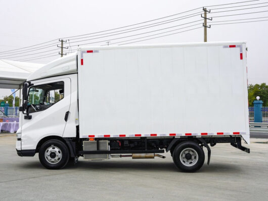 BYD Electric 18 Dry Van Cargo Truck Body