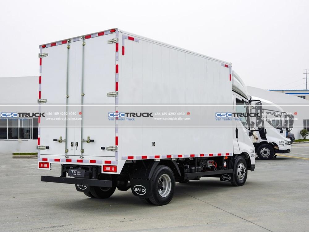 BYD Electric 18 Dry Van Cargo Truck Side