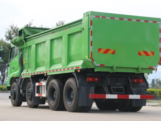 DONGFENG 19 Ton Construction Dump Truck Back View