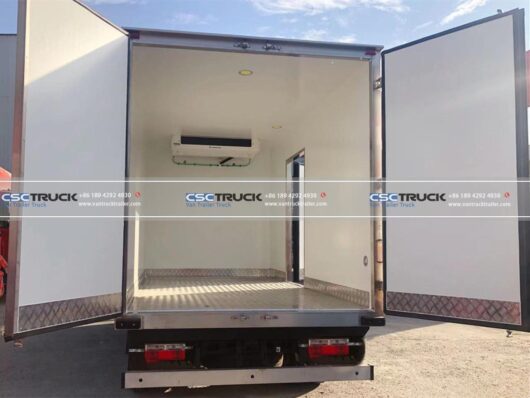 DONGFENG 4 Meter Freezer Truck Upper Body