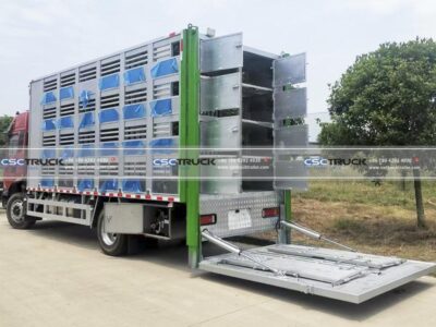 DONGFENG 7 Meter Livestock Poultry Transport Truck Back