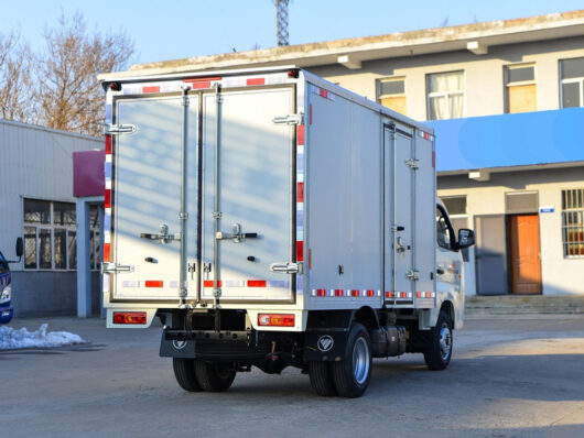 Foton 10 CBM Dry Van Cargo Truck Side