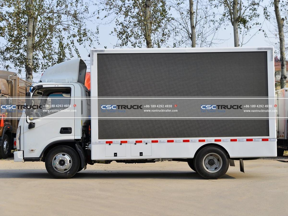 Foton 6 Meter Mobile LED Advertising Truck Upper Foton 6 Meter Mobile LED Advertising Truck Upper