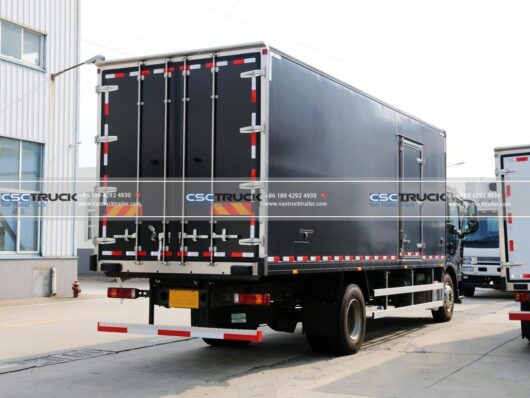 HOWO 10 Meter Refrigerated Truck Side Left