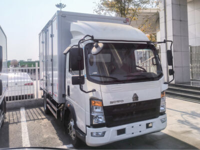 HOWO 200KW - 800KW Electric Emergency Power Supply Truck