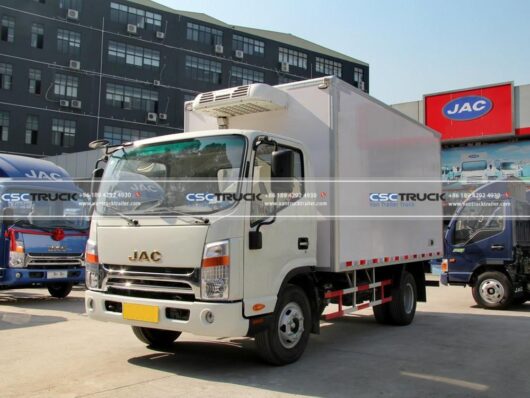 JAC 4 Meter Refrigerator Box Truck