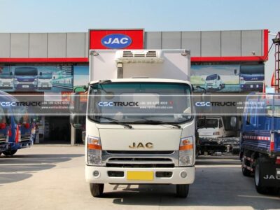 JAC 4 Meter Refrigerator Box Truck Tractor