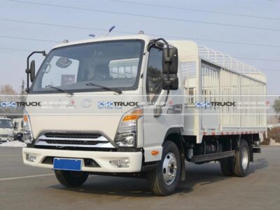 JAC 6 Meter Livestock Animal Transportation Truck Side