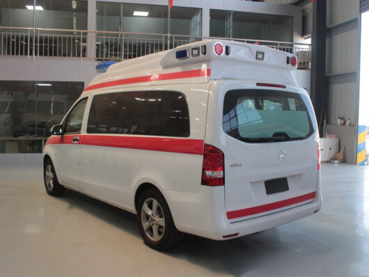 Mercedes Benz Patient Transport Medical Rescue Van Ambulance Back