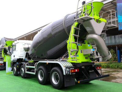 Shacman 8 CBM Concrete Mixer Transport Truck Back Side