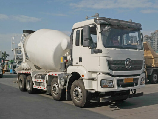 Shacman 8 CBM Concrete Mixer Truck