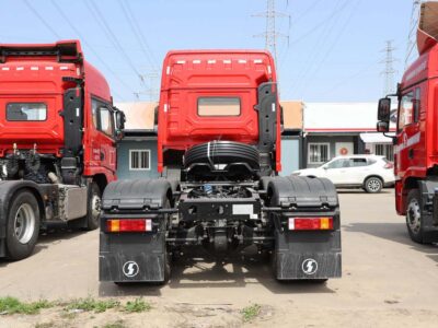 SHACMAN X5000 tractor truck