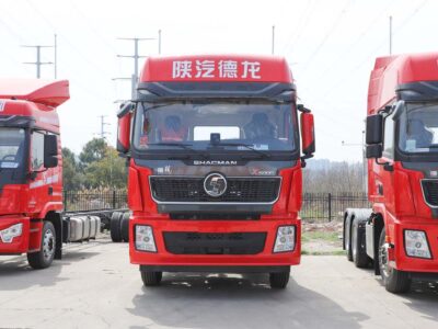 SHACMAN X5000 tractor truck